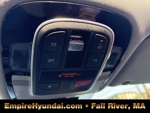 Used 2023 Hyundai Santa Fe Limited image 27
