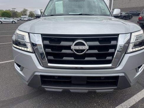 Used 2022 Nissan Armada SL image 23