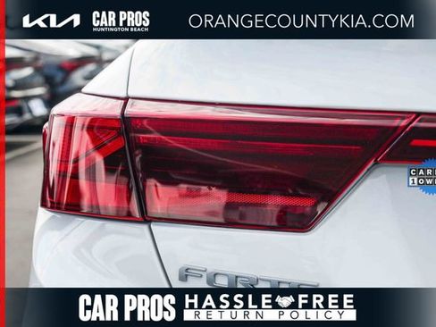 Certified 2023 Kia Forte LXS w/ LXS Technology Package image 9