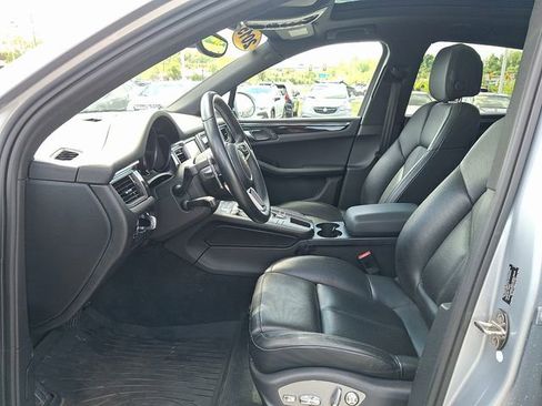 Used 2015 Porsche Macan S AWD/4WD image 9