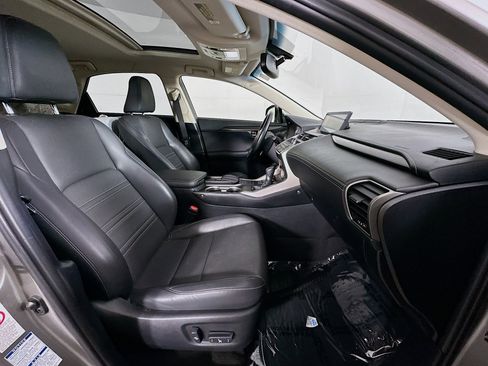 Used 2017 Lexus NX 200t 200t image 31