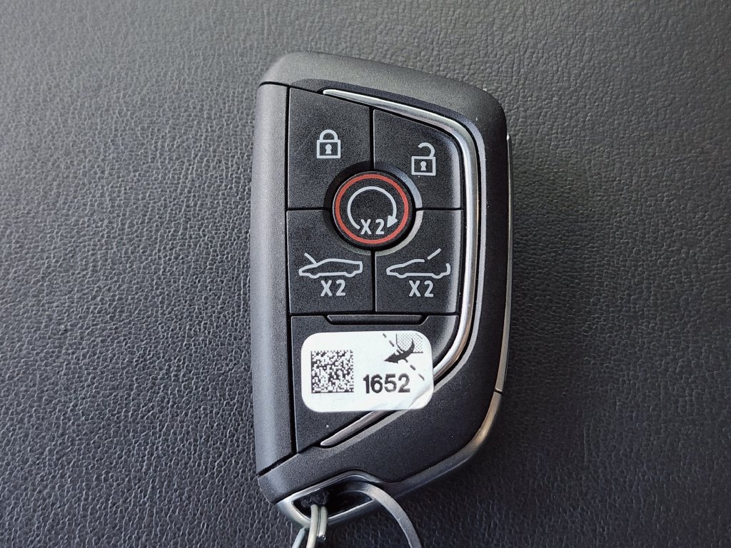 Certified 2025 Chevrolet Corvette Stingray Coupe w/ Battery Protection Package RWD image 36