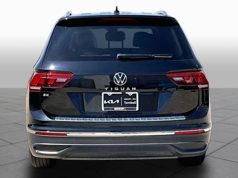 Used 2023 Volkswagen Tiguan SE FWD image 7
