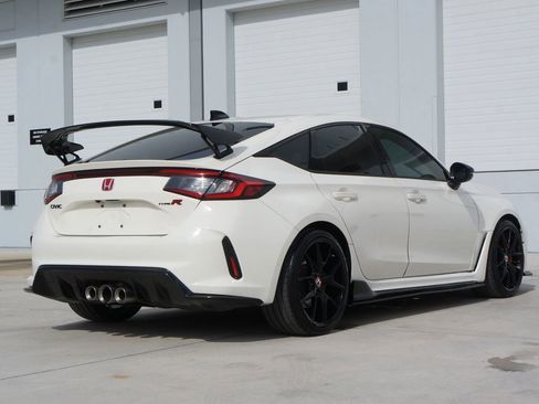 Used 2024 Honda Civic Type R image 12