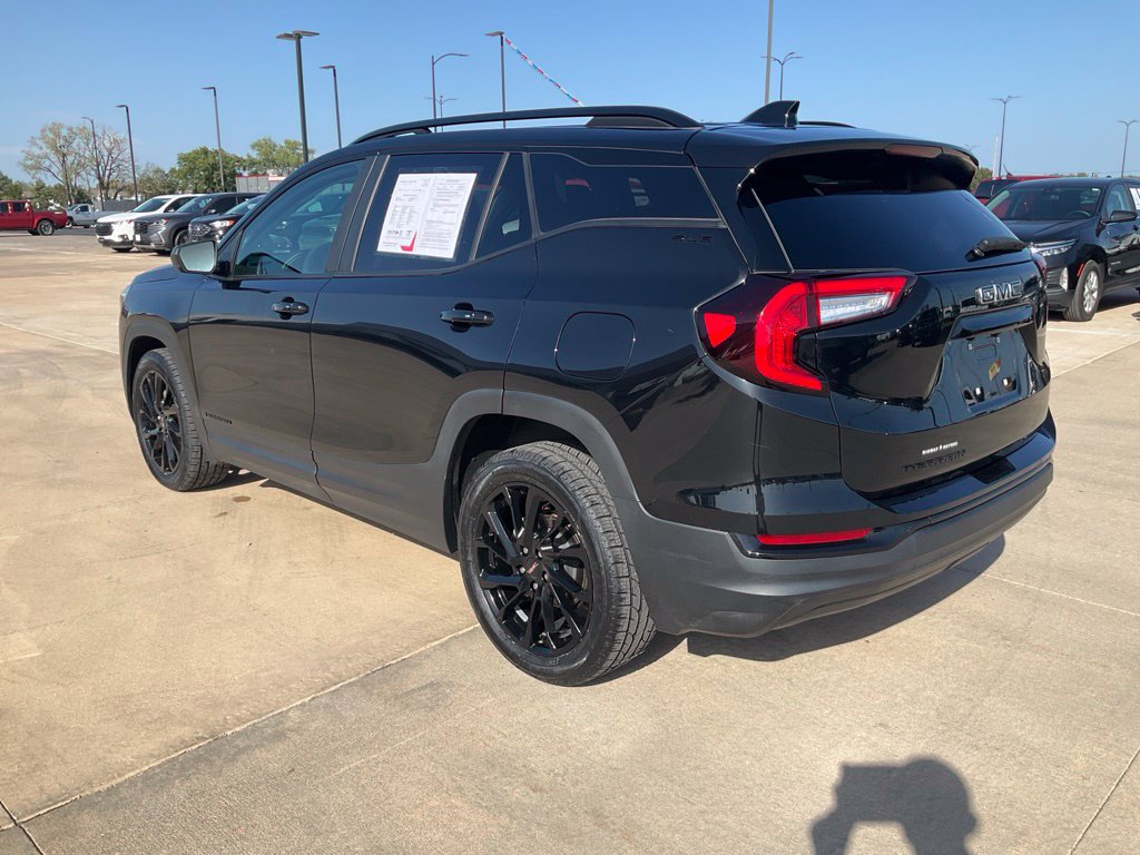 Used 2023 GMC Terrain SLE w/ Driver Convenience Package FWD image 37