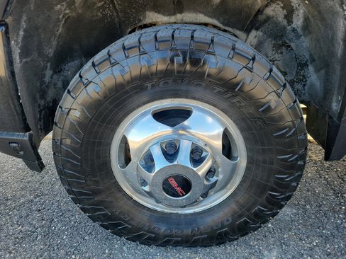 Used 2022 GMC Sierra 3500 Denali w/ Denali Ultimate Package image 12