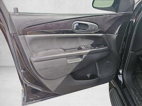 Used 2016 Buick Enclave Leather FWD image 11
