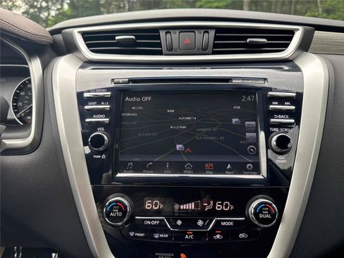Used 2016 Nissan Murano Platinum w/ Platinum Technology Package FWD image 20