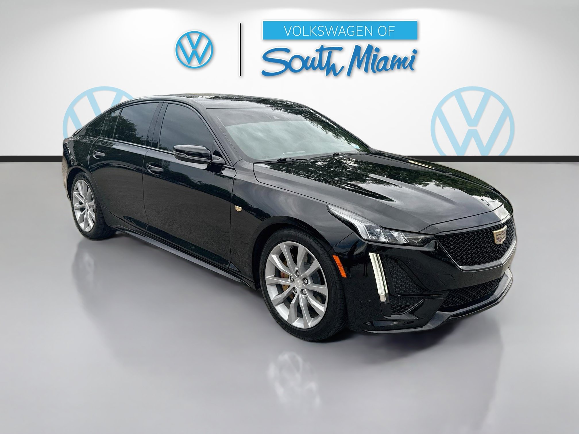 Used 2024 Cadillac CT5 Sport RWD image 1