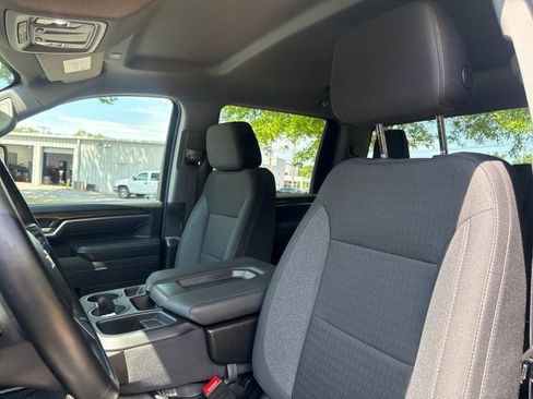 Used 2025 Chevrolet Silverado 2500 LT w/ Convenience Package AWD/4WD image 22