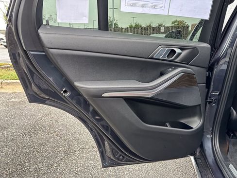 Certified 2022 BMW X5 xDrive40i w/ Premium Package image 40