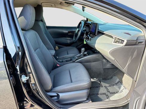 Used 2024 Toyota Corolla LE FWD image 26