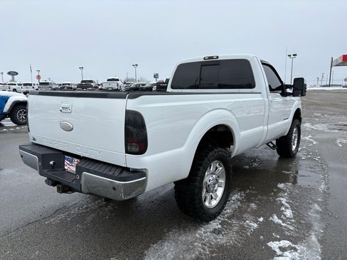 Used 2011 Ford F350 XLT w/ XLT Interior Pkg image 4