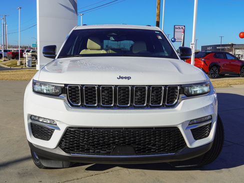 Used 2023 Jeep Grand Cherokee Limited image 40