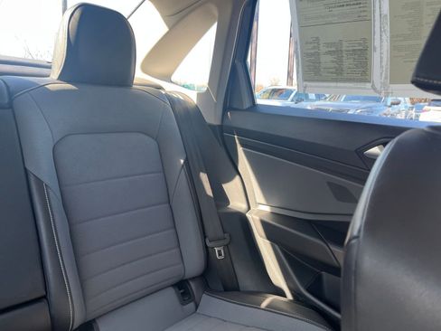 Used 2025 Volkswagen Jetta SE image 38