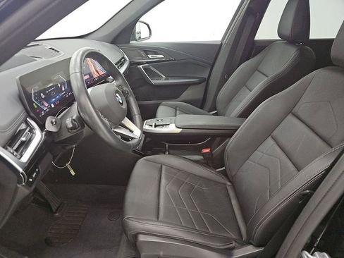 Used 2025 BMW X1 xDrive28i image 9
