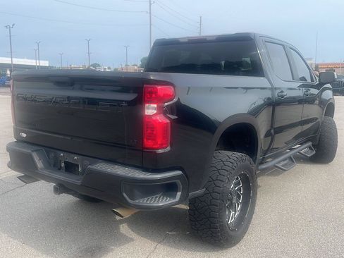 Used 2020 Chevrolet Silverado 1500 LT AWD/4WD image 6