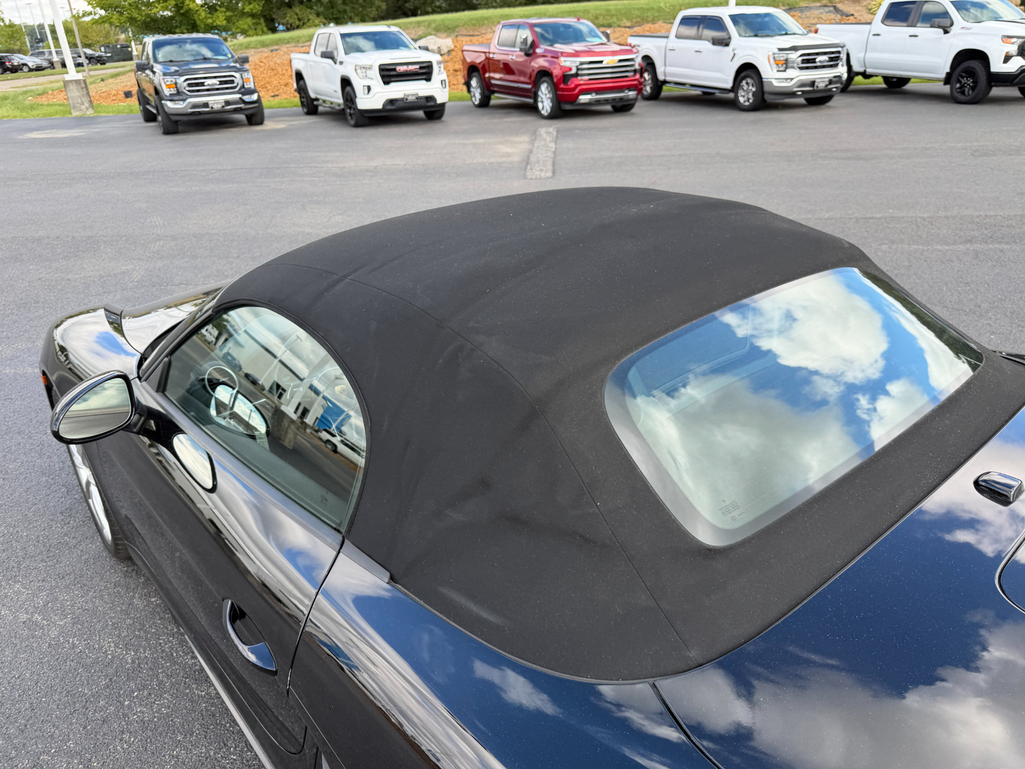 Used 2017 Porsche 718 Boxster RWD image 45