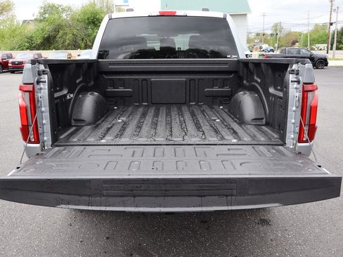 Used 2025 Ford F150 Lariat AWD/4WD image 16
