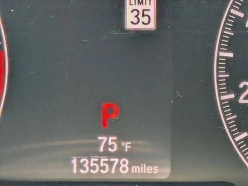Used 2018 Honda Accord Sport image 11