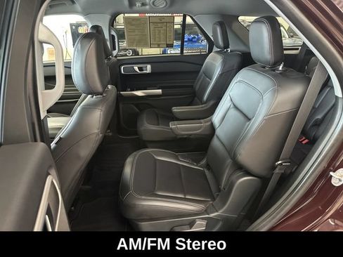 Used 2023 Ford Explorer XLT w/ Equipment Group 202A AWD/4WD image 5