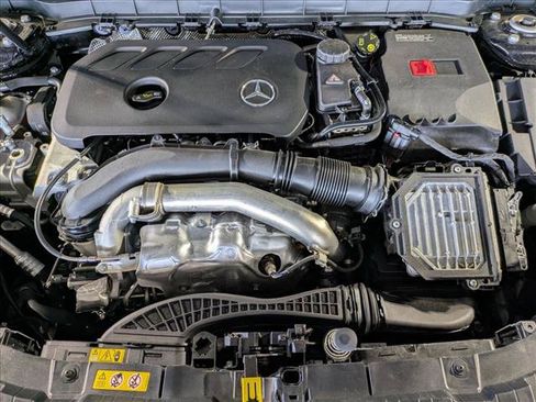 Used 2026 Mercedes-Benz GLB 250 image 25