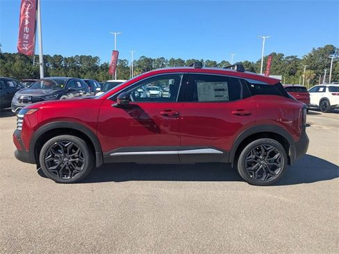 New 2026 Nissan Kicks SR w/ Illumination Package image 6