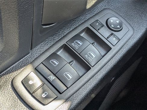 Used 2022 RAM 1500 Tradesman w/ Chrome Plus Package image 22