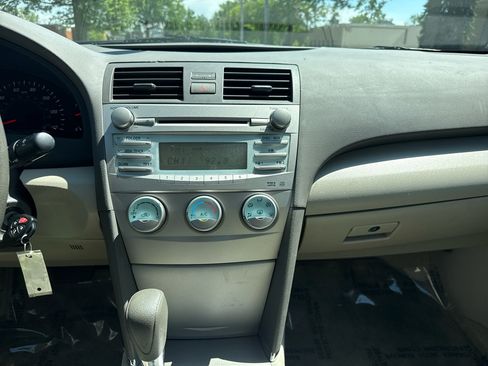 Used 2009 Toyota Camry SE image 12