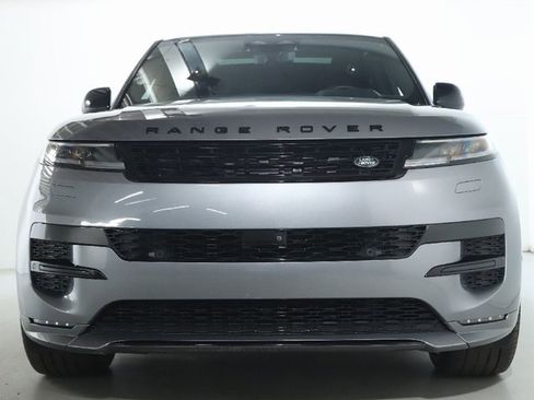 Used 2024 Land Rover Range Rover Sport Dynamic SE image 13