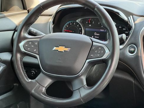 Used 2021 Chevrolet Traverse LT w/ LT Premium Package AWD/4WD image 12