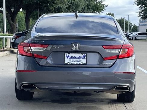 Used 2019 Honda Accord Sport image 5