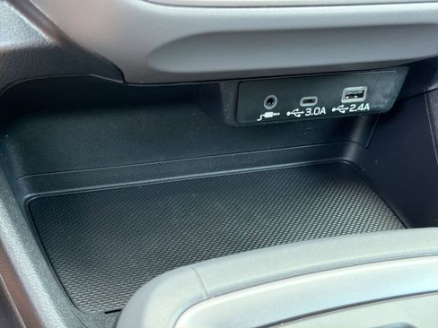 Certified 2024 Subaru Crosstrek 2.0i Premium AWD/4WD image 32