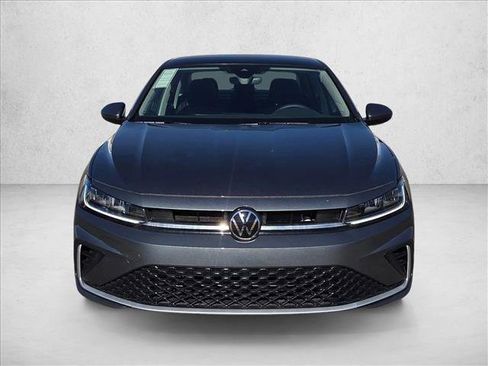 New 2026 Volkswagen Jetta SE image 6