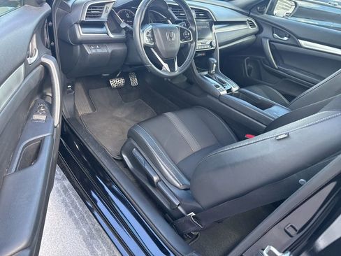 Used 2019 Honda Civic Sport image 8