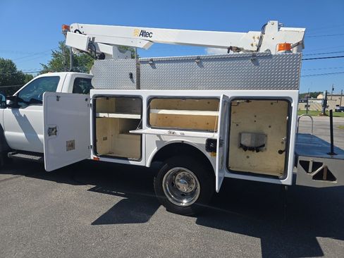Used 2012 Ford F450 XL w/ Snow Plow Prep Pkg RWD image 9
