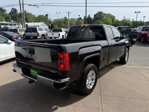 Used 2019 GMC Sierra 1500 SLE w/ SLE Value Package AWD/4WD image 6