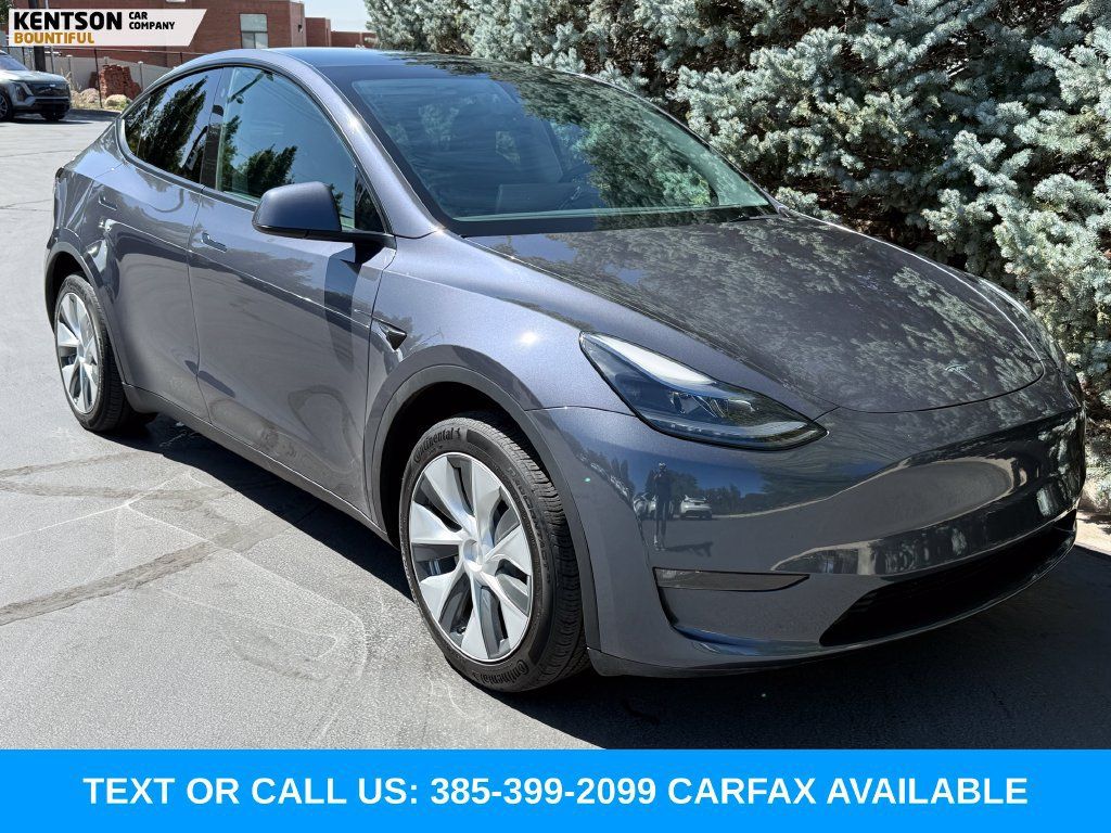 Used 2023 Tesla Model Y Long Range AWD/4WD image 12