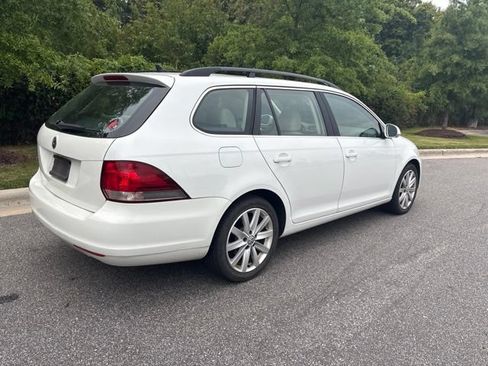 Used 2014 Volkswagen Jetta TDI FWD image 2