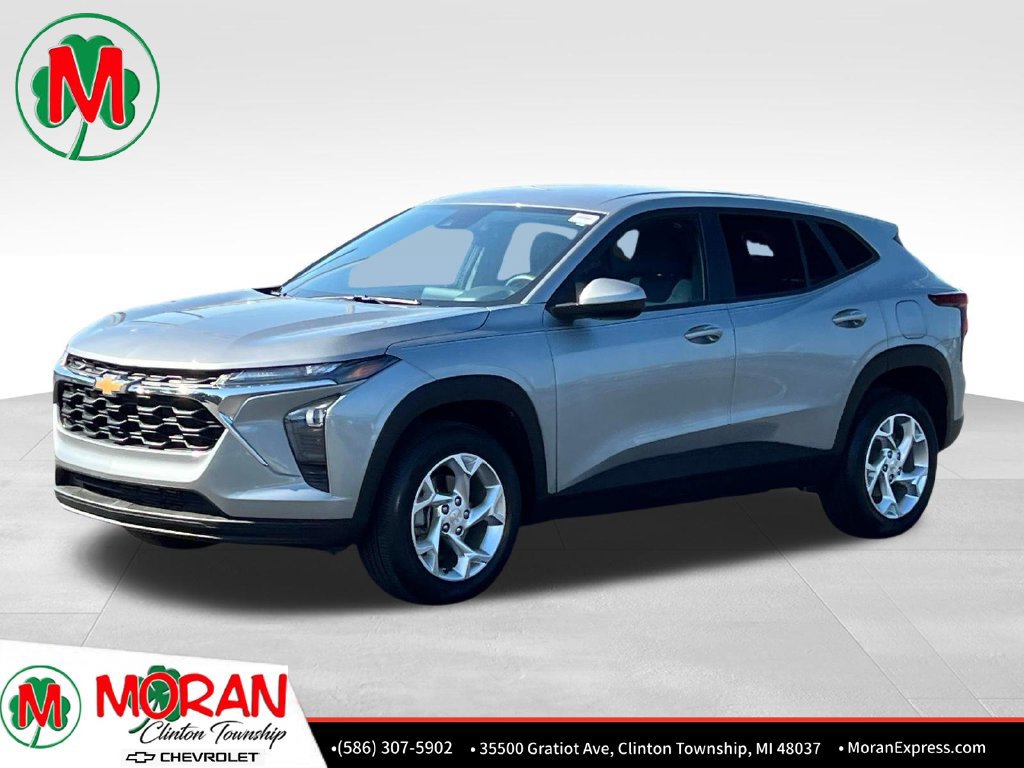 Used 2025 Chevrolet Trax LS w/ LS Convenience Package FWD 360° Tour