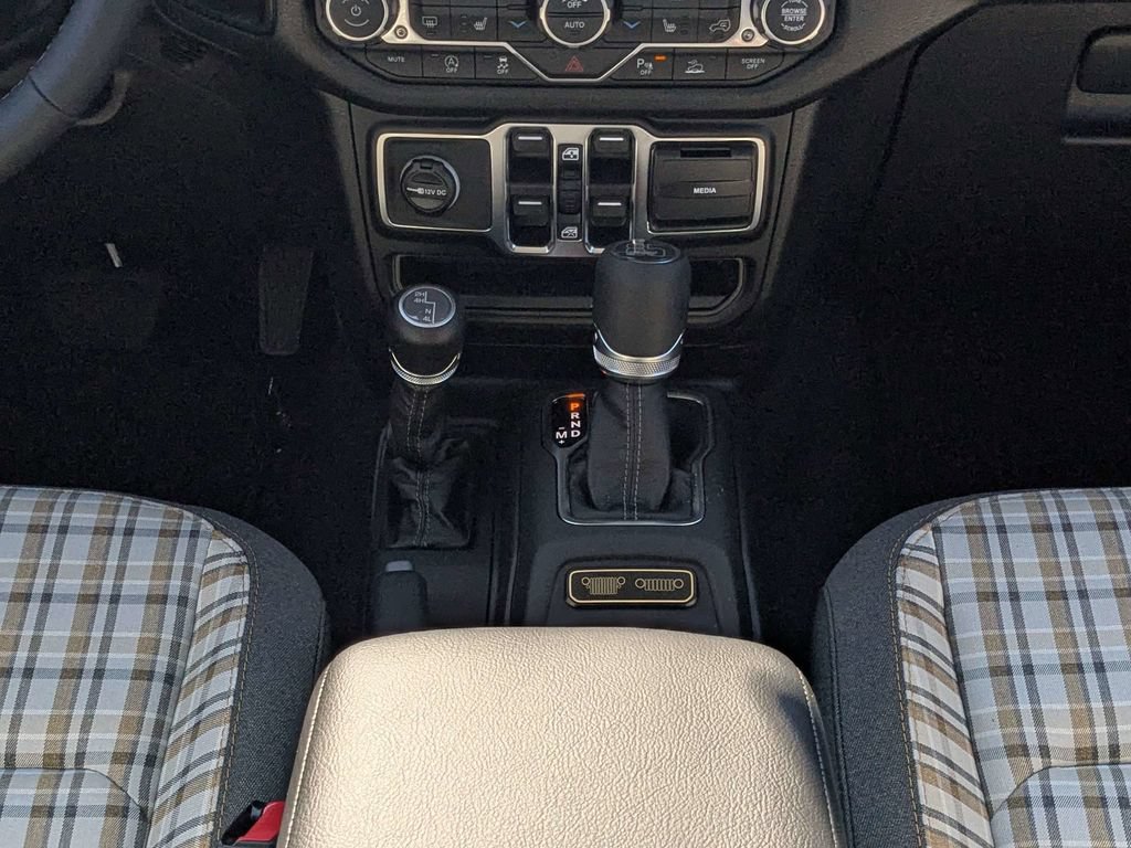 New 2026 Jeep Gladiator Mojave AWD/4WD image 18