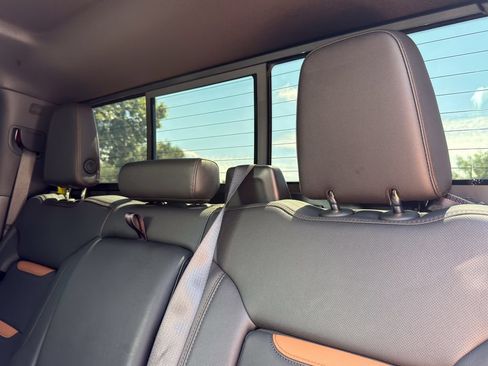 Used 2025 GMC Sierra 2500 AT4 w/ AT4 Premium Plus Package AWD/4WD image 28