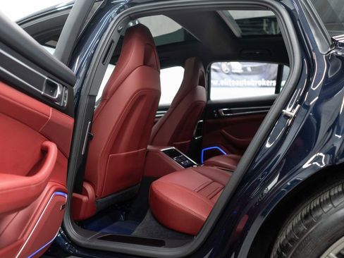 Used 2023 Porsche Panamera 4 Platinum Edition w/ Smoking Package image 30