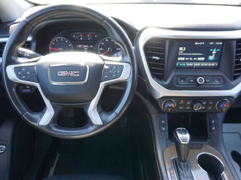 Used 2019 GMC Acadia SLE w/ LPO, Floor Liner Package image 9