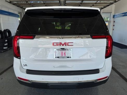 Used 2025 GMC Yukon Elevation w/ LPO, Floor Liner Package AWD/4WD image 10