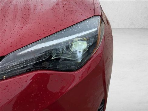 Used 2019 Toyota Corolla LE image 6