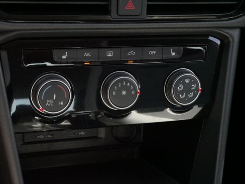 Certified 2025 Volkswagen Taos S AWD/4WD image 23