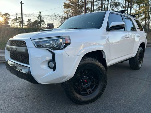 Used 2018 Toyota 4Runner TRD Pro image 9