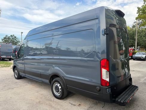 Used 2020 Ford Transit 250 148 High Roof Extended RWD image 3