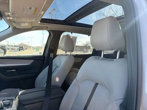 Used 2025 MAZDA CX-90 3.3 Turbo w/ Premium Sport Pkg image 6